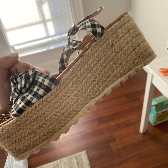 Boutique Platform Gingham Print Sandals Size 8 - Picture 6 of 6